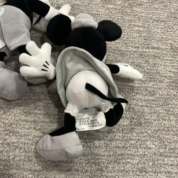 Disney and Star Wars small stuffies. Lot of 5 - Picture 8 of 9